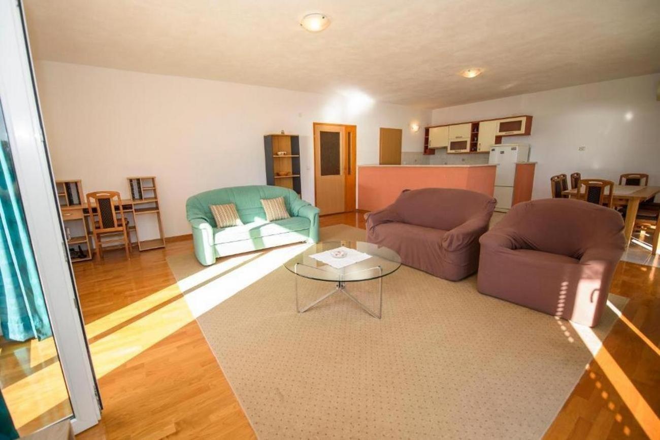 Apartments By The Sea Suhi Potok, Omis - 14555 Jesenice  Kamer foto