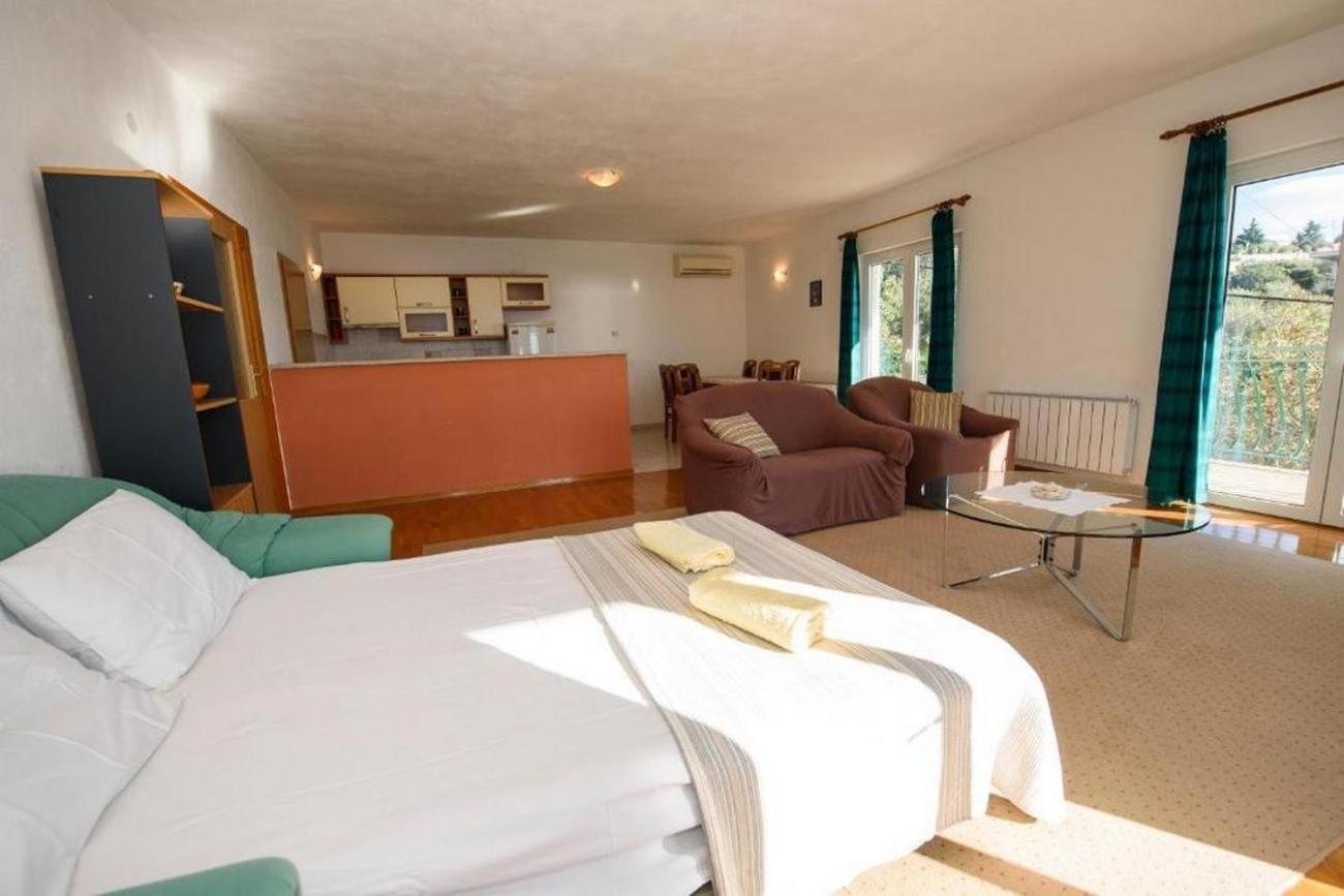 Apartments By The Sea Suhi Potok, Omis - 14555 Jesenice  Kamer foto
